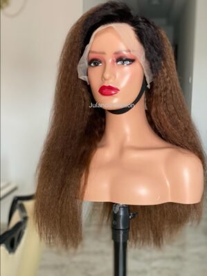 Perruque Kinky 1/30 en lace frontal